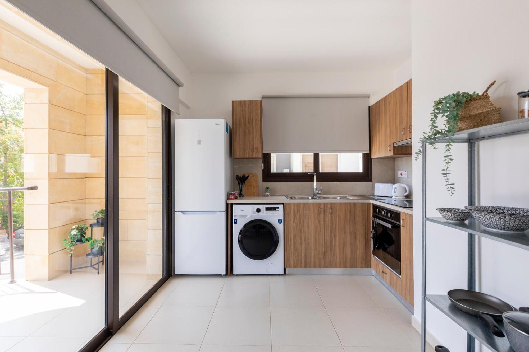 Epicurian Residence Никозия Екстериор снимка