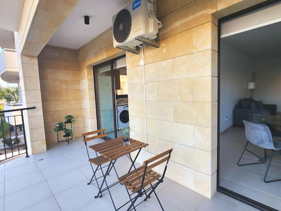Epicurian Residence Никозия Екстериор снимка