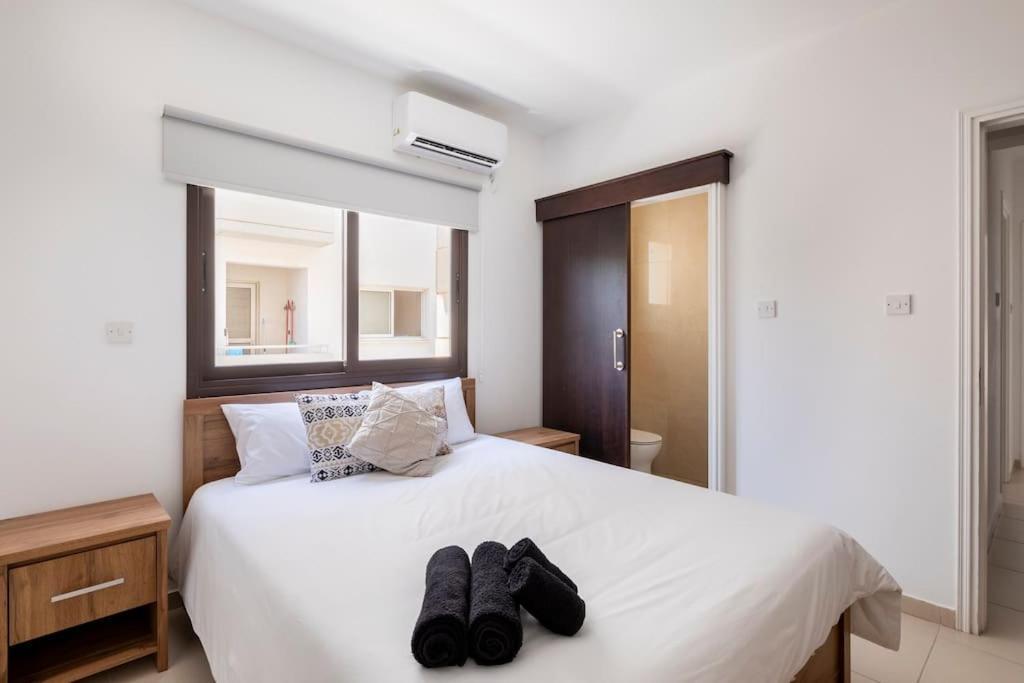 Epicurian Residence Никозия Екстериор снимка